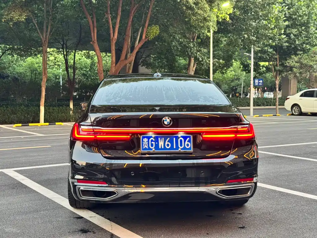 BMW 7 Series 2020 — фото 17