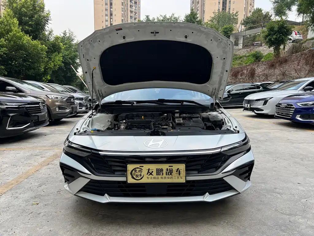 Hyundai Elantra 2024