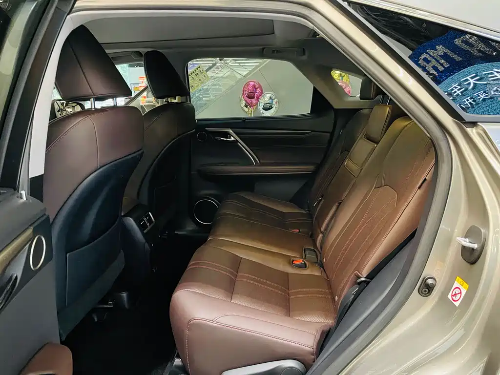 Lexus RX 2020 — фото 15