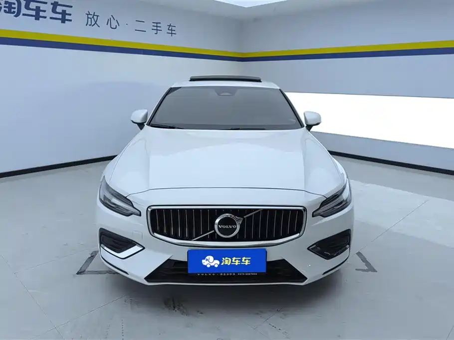 Volvo S60 2025 — фото 2