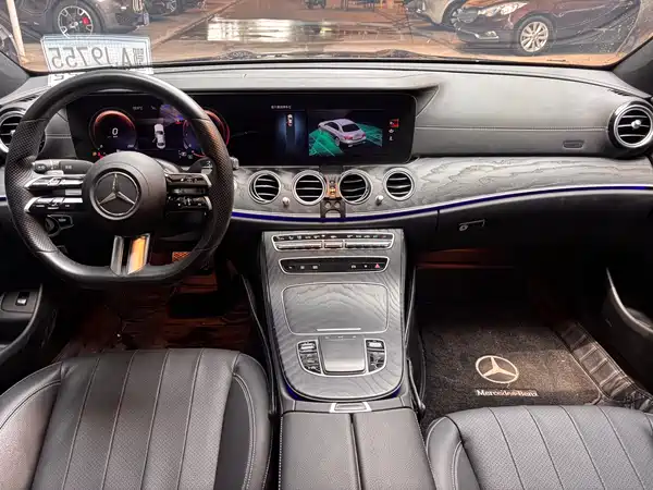 Mercedes-Benz E-Class 2021