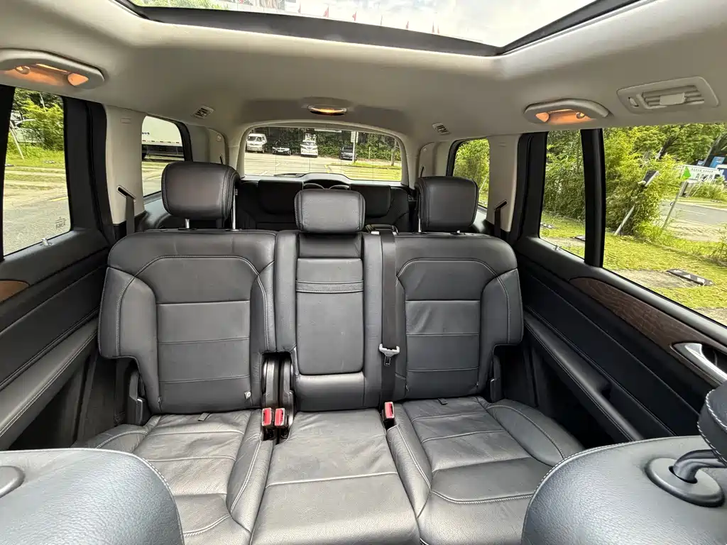 Mercedes-Benz GLS 2016 — фото 13