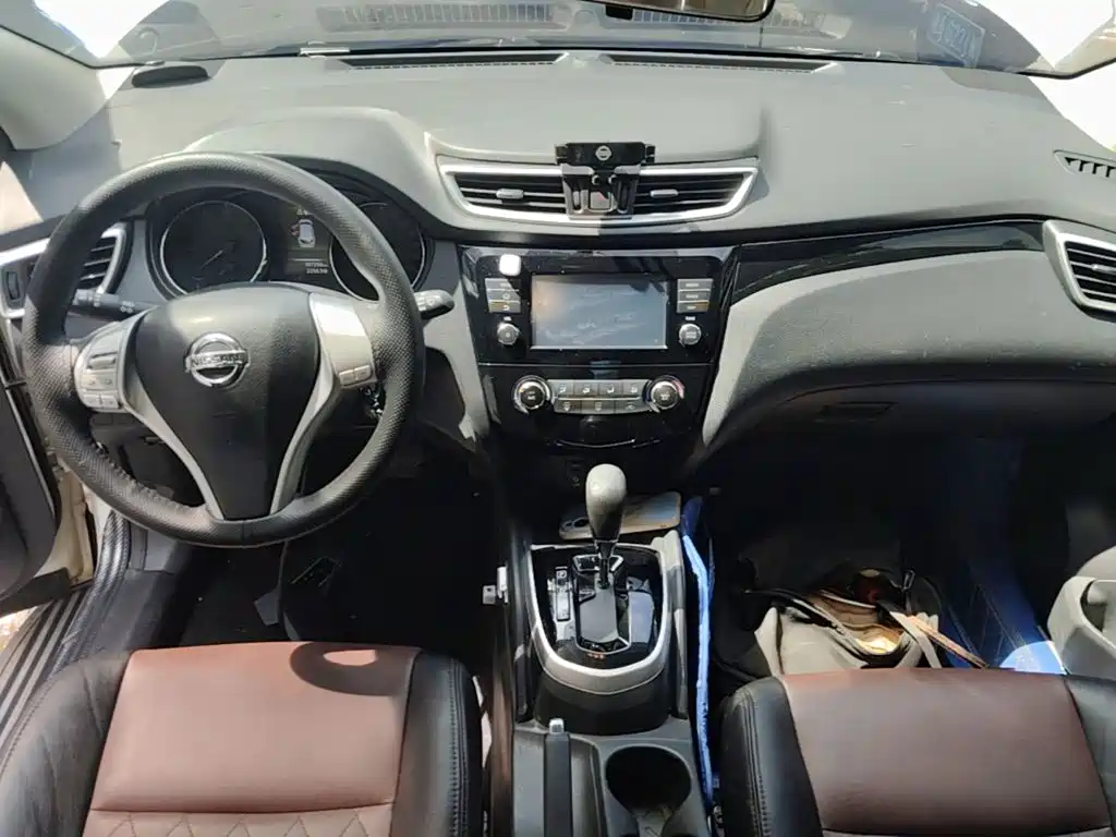 Nissan Qashqai 2017 — фото 10