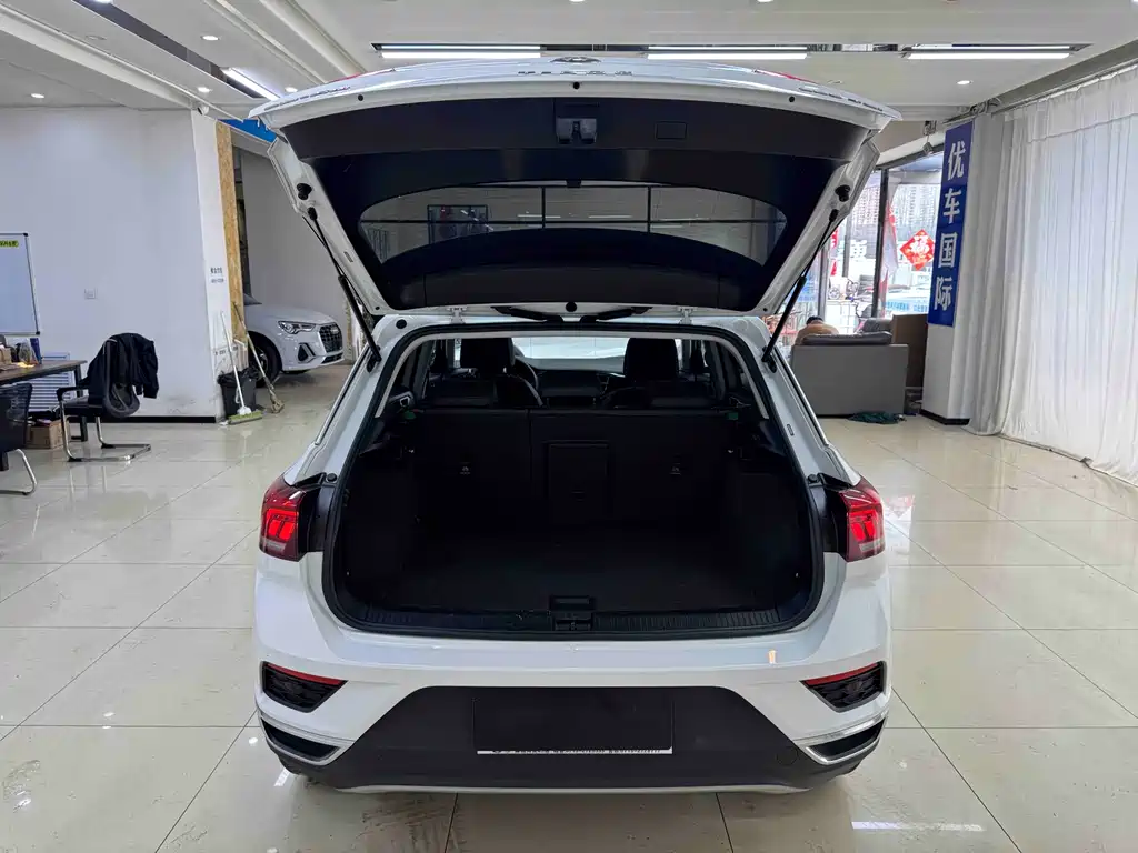 Volkswagen T-Roc 2022 — фото 19