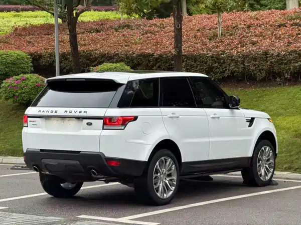 Land Rover Range Rover Sport 2016
