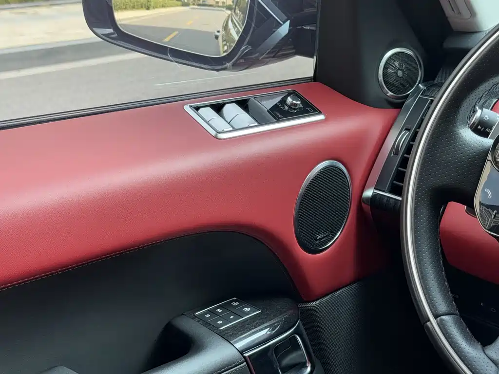 Land Rover Range Rover Sport 2022 — фото 15