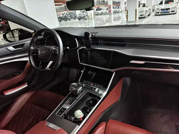 Audi A7L 2025