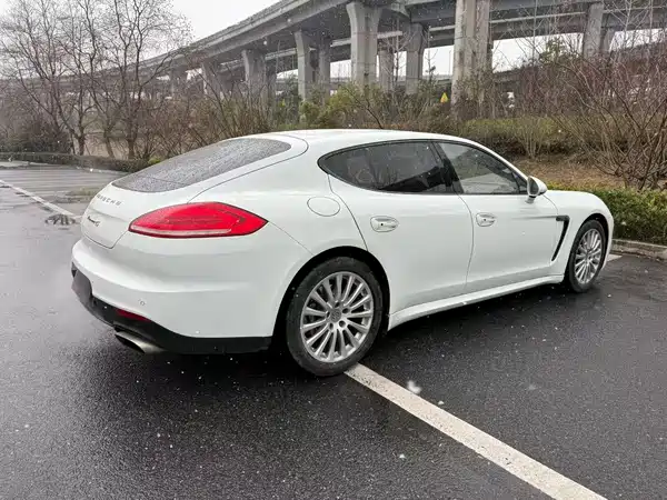 Porsche Panamera 2014