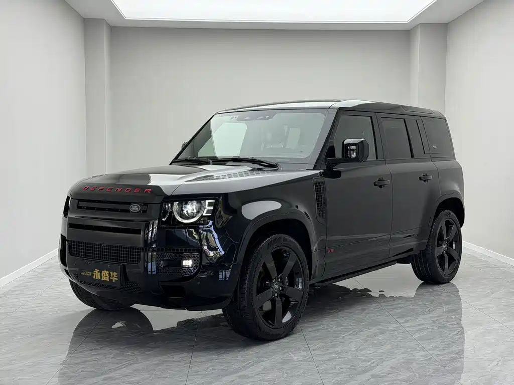 Land Rover Defender 2023