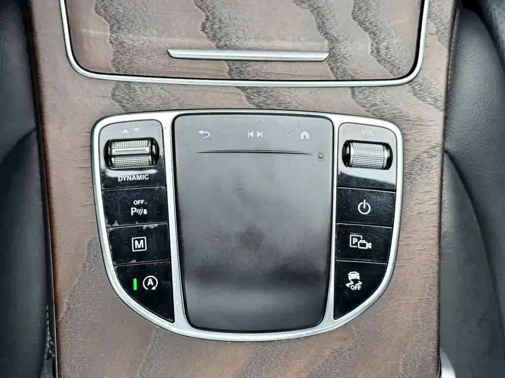 Mercedes-Benz GLC 2020 — фото 15