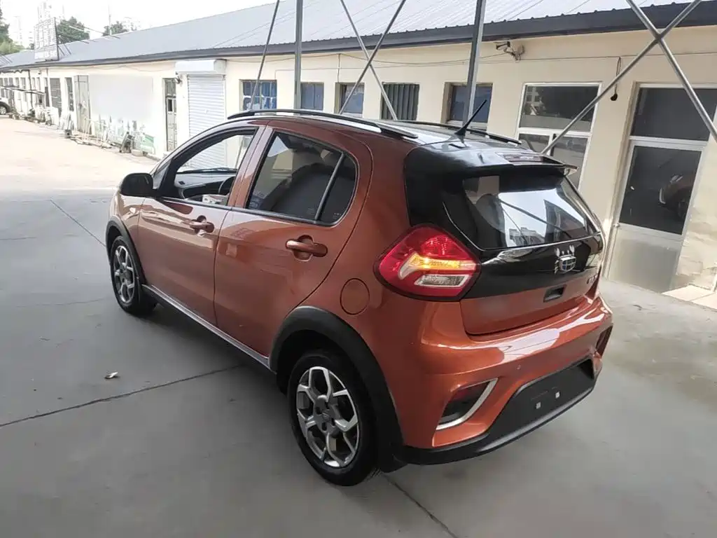 Geely Vision X1 2018