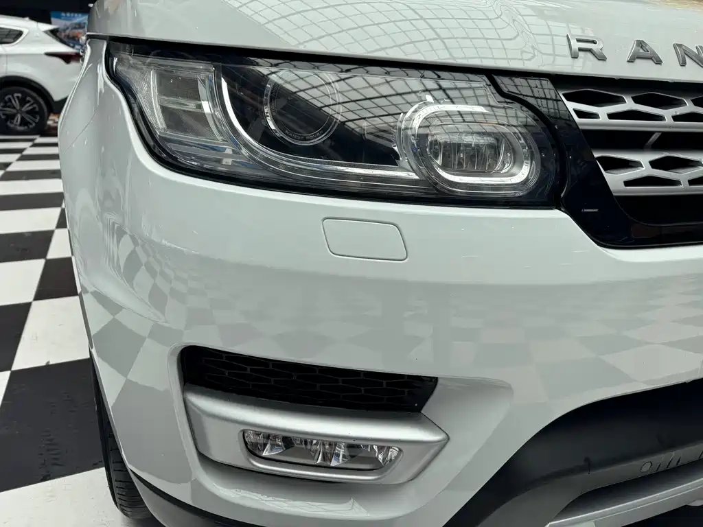 Land Rover Range Rover Sport 2015 — фото 4