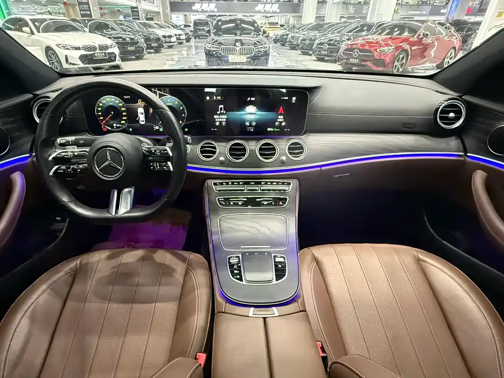 Mercedes-Benz E-Class 2022 — фото 6