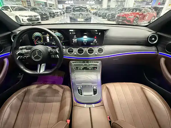 Mercedes-Benz E-Class 2022