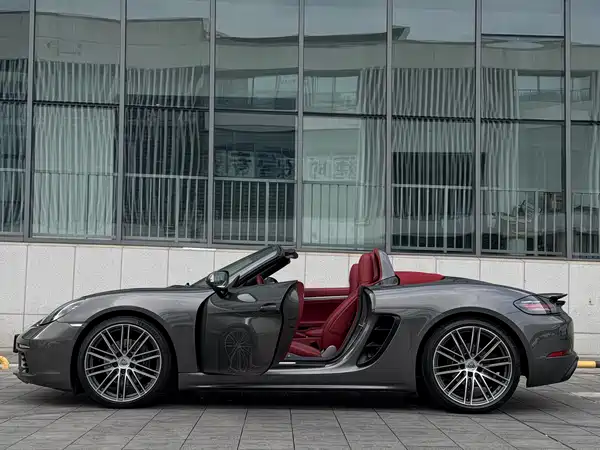 Porsche 718 2021