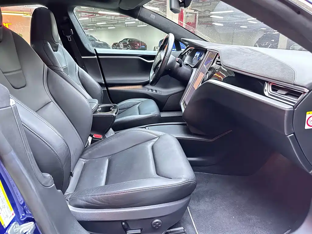 Tesla Model S 2016 — фото 9