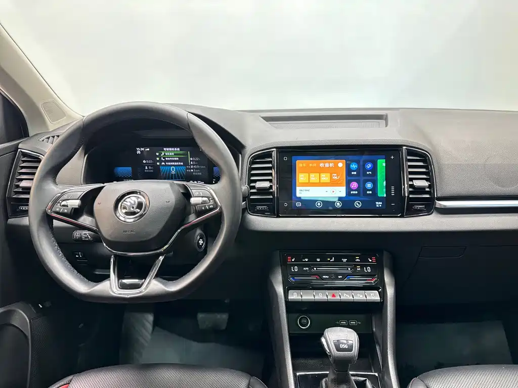 Skoda Korok 2022 — фото 23