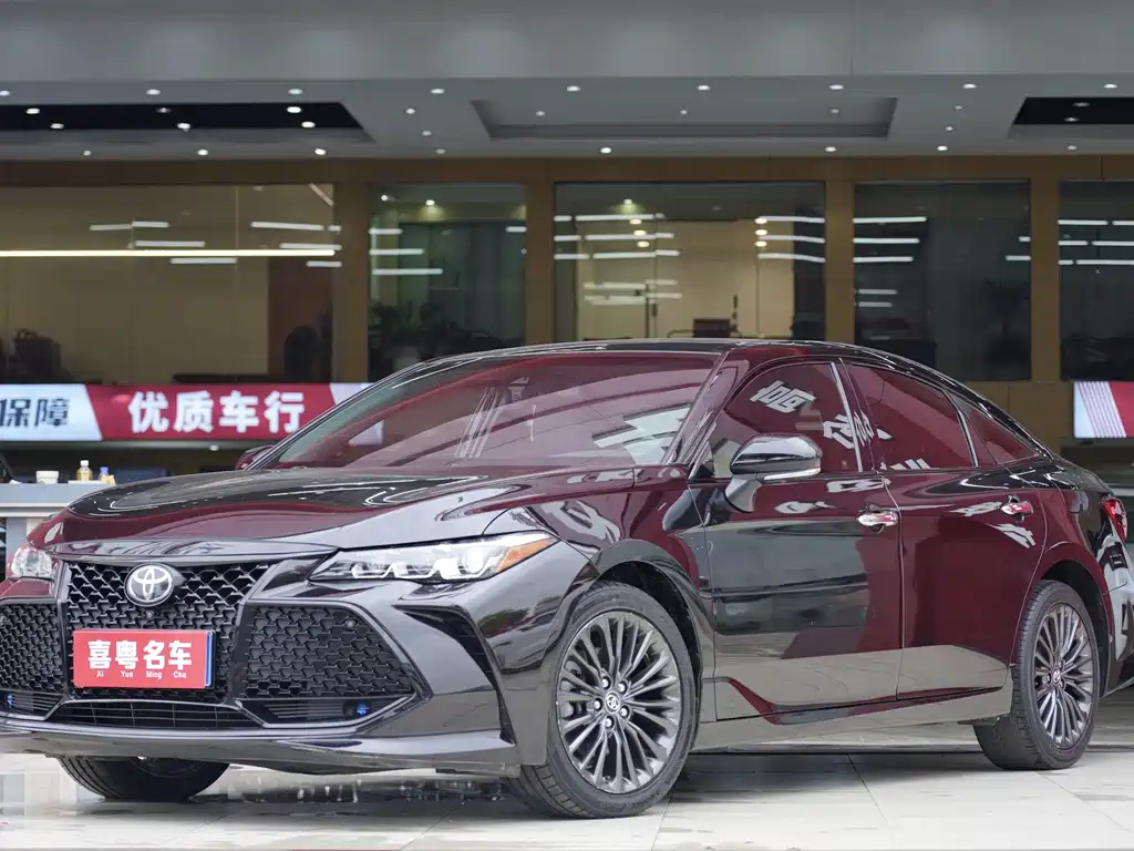 Toyota Avalon 2020 — фото 1