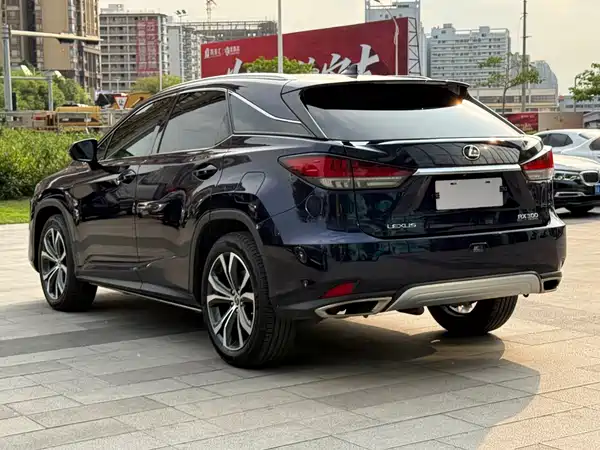 Lexus RX 2021