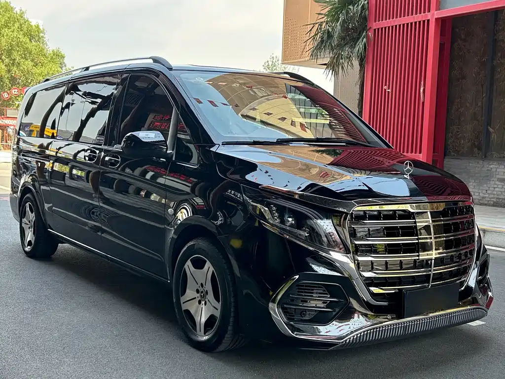 Mercedes-Benz Vito 2024 — фото 3