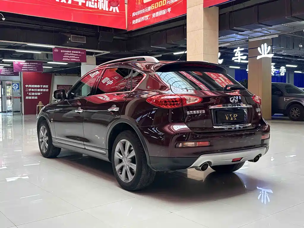 Infiniti QX50 2017 — фото 12