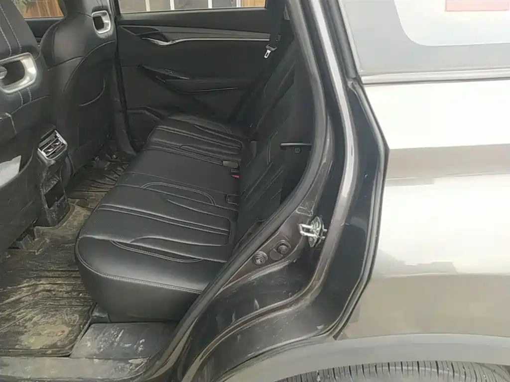 Changan CS75 PLUS 2021 — фото 17