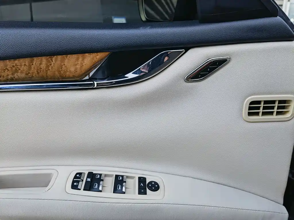 Maserati Quattroporte 2014 — фото 14