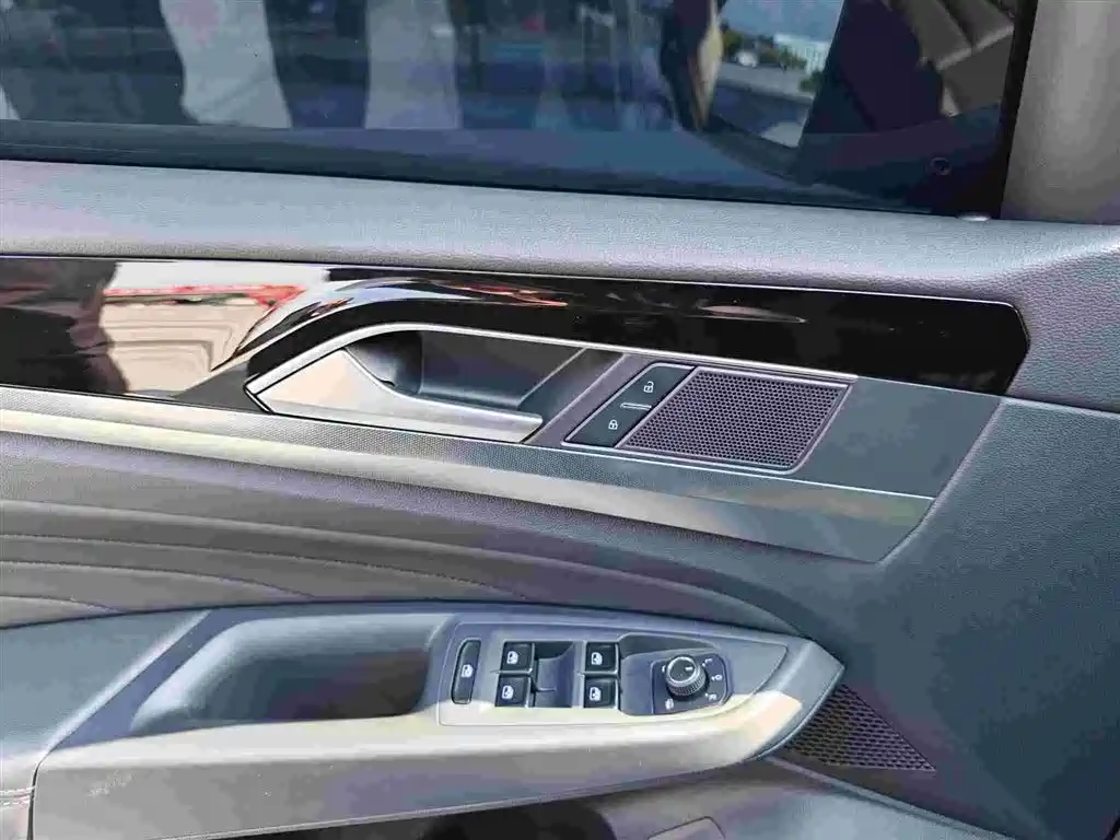 Volkswagen Passat 2025