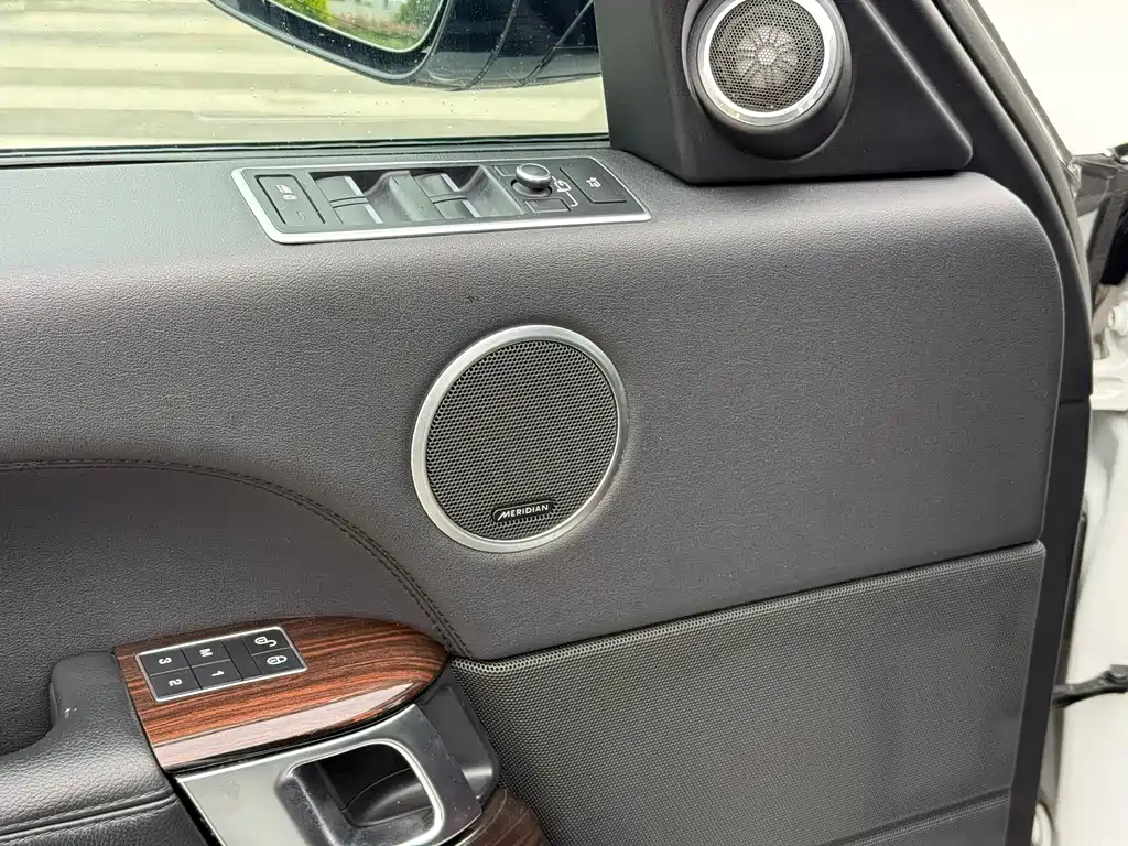 Land Rover Range Rover 2017 — фото 13