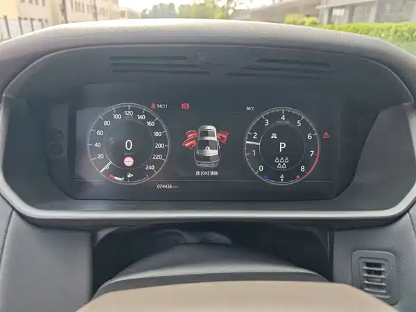 Land Rover Discovery 2019