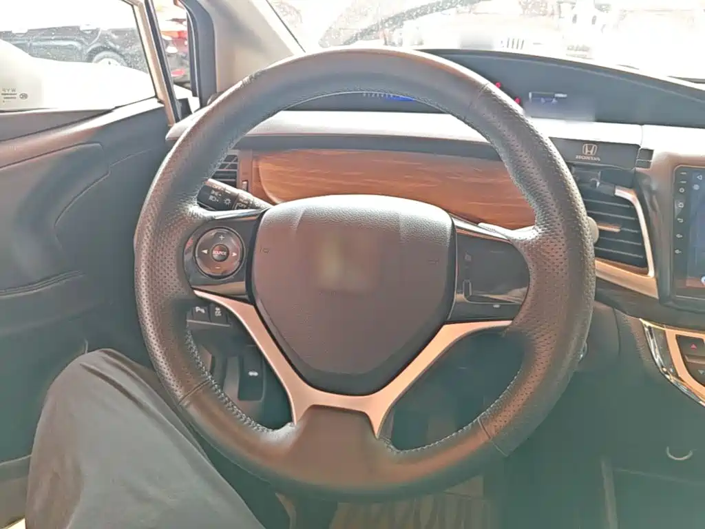 Honda Jade 2018 — фото 11