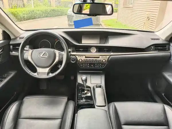 Lexus ES 2013