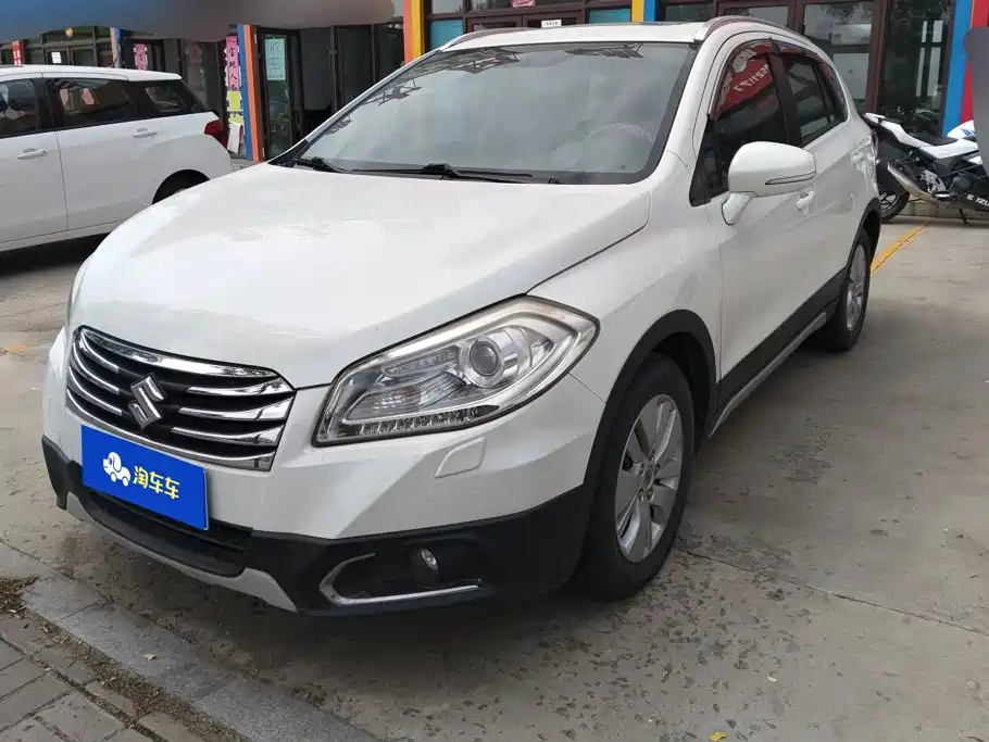 Suzuki S-Cross 2015 — фото 1