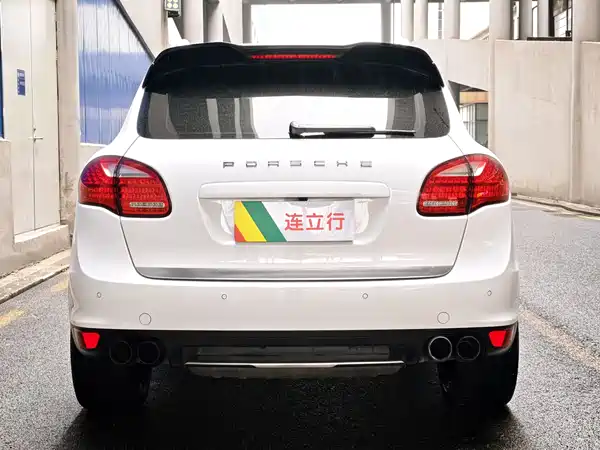Porsche Cayenne 2014
