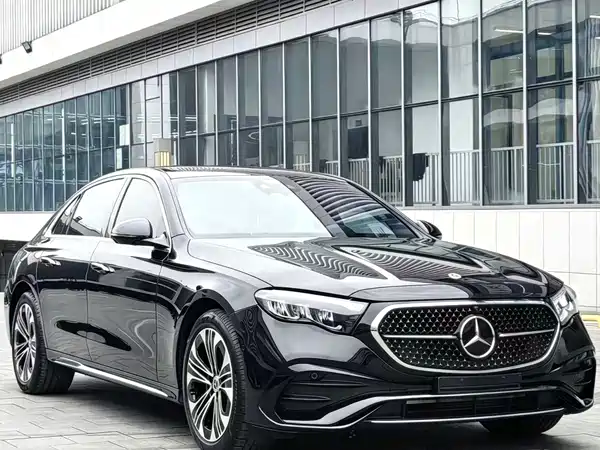 Mercedes-Benz E-Class 2023