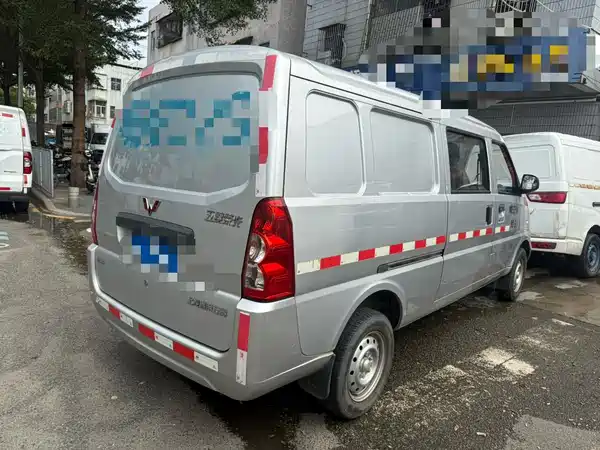 Wuling Rongguang 2021