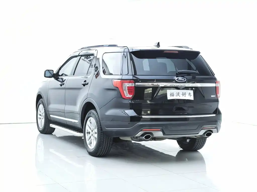 Ford Explorer 2019 — фото 34