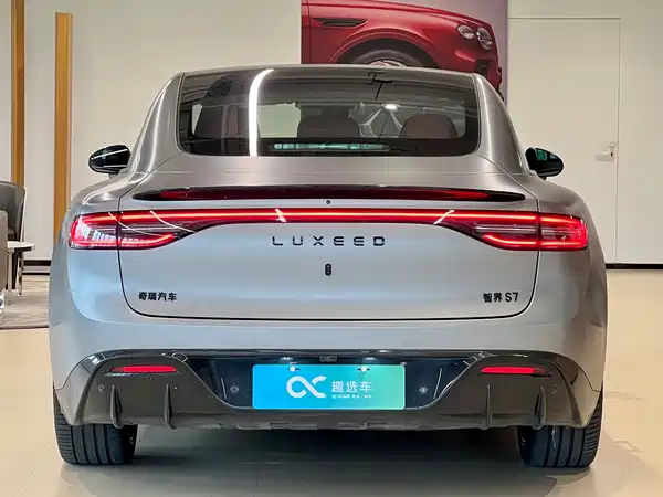 Luxeed S7 2025