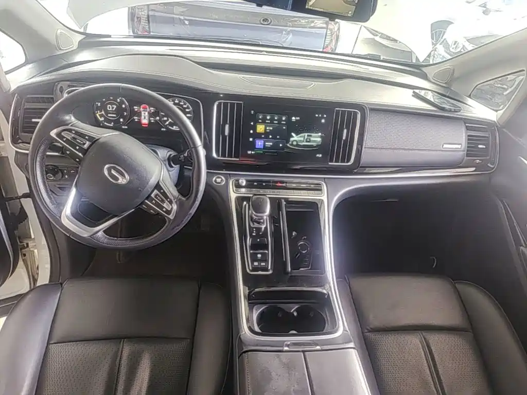 GAC Trumpchi M8 2021 — фото 10
