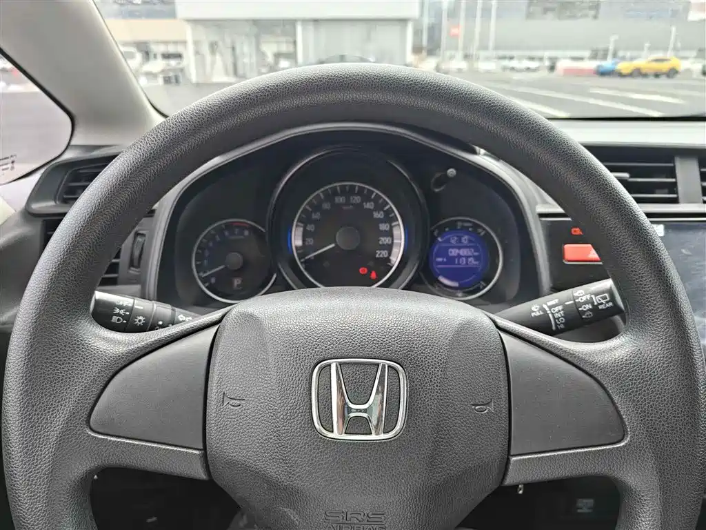 Honda Fit 2018 — фото 18