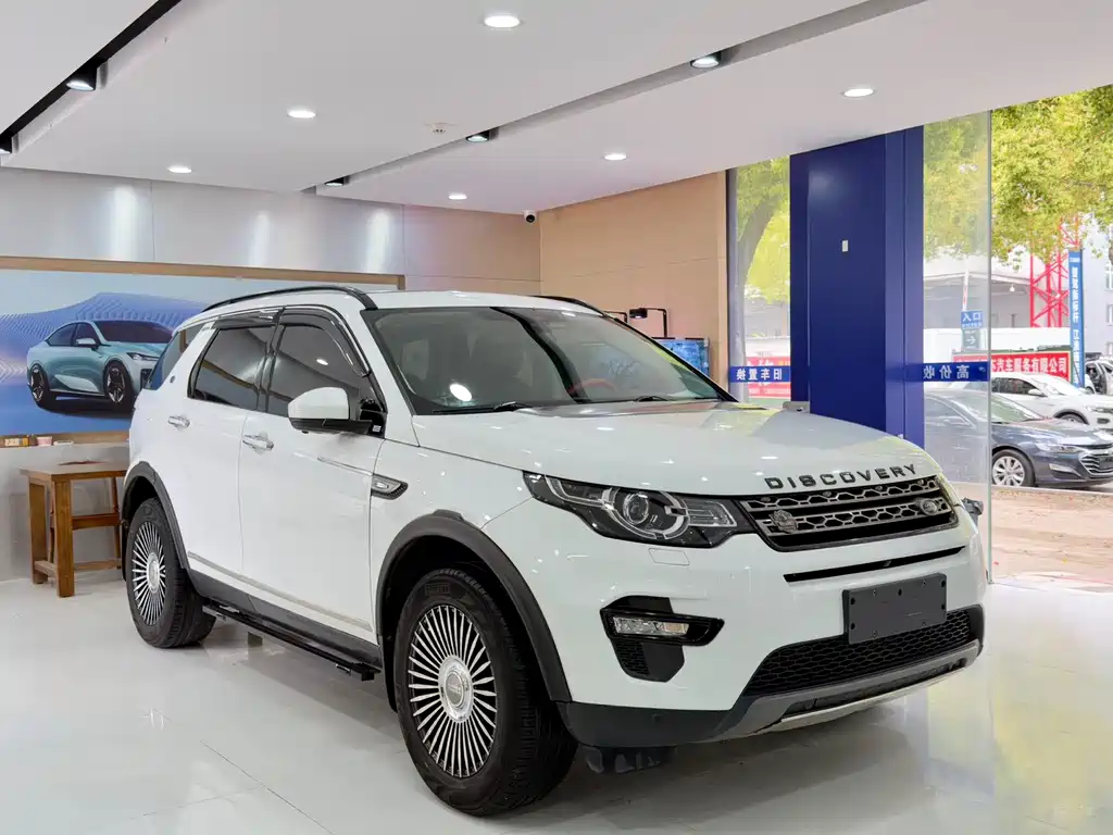 Land Rover Discovery Sport 2017 — фото 3