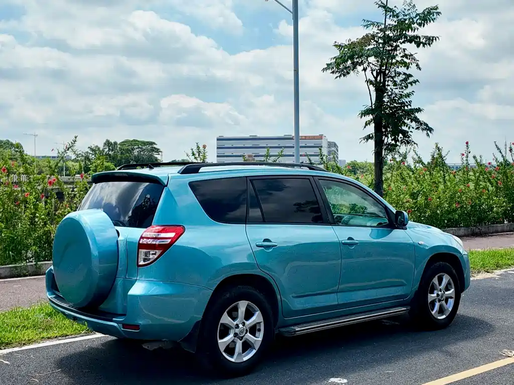 Toyota RAV4 2009 — фото 46