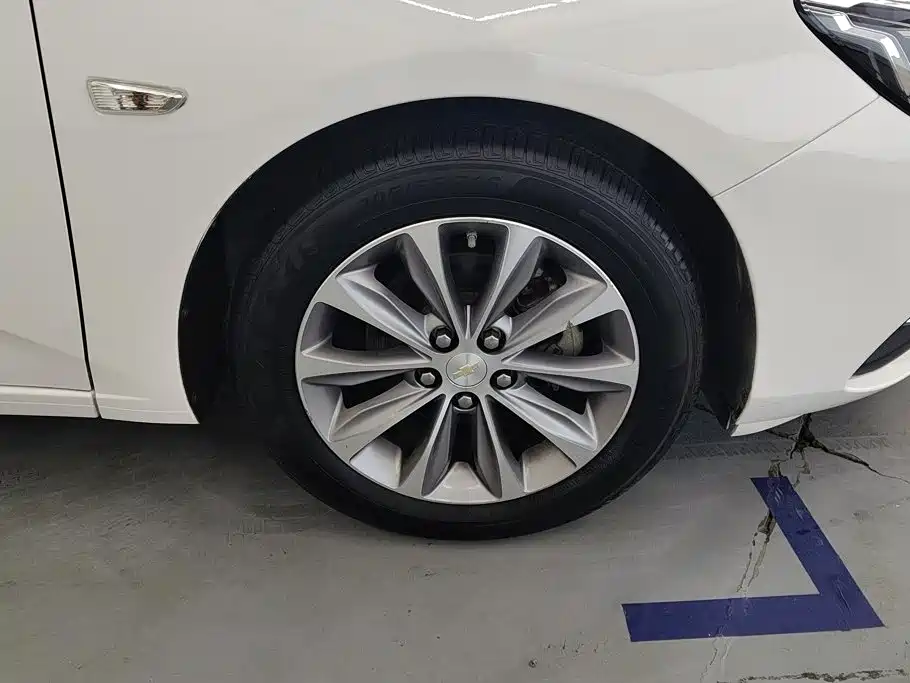 Chevrolet Cruze 2021