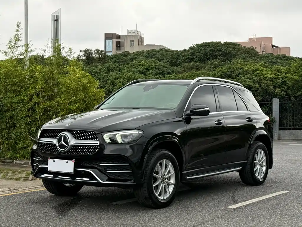 Mercedes-Benz GLE 2021 — фото 1