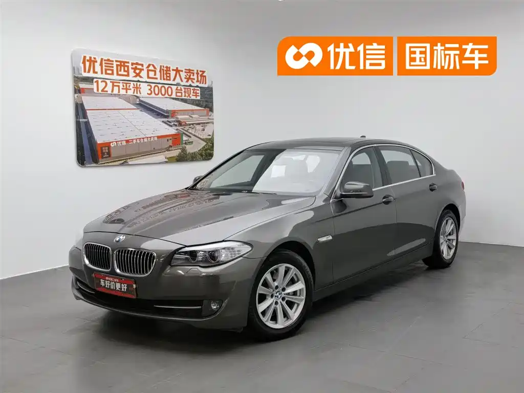 BMW 5 Series 2012 — фото 1