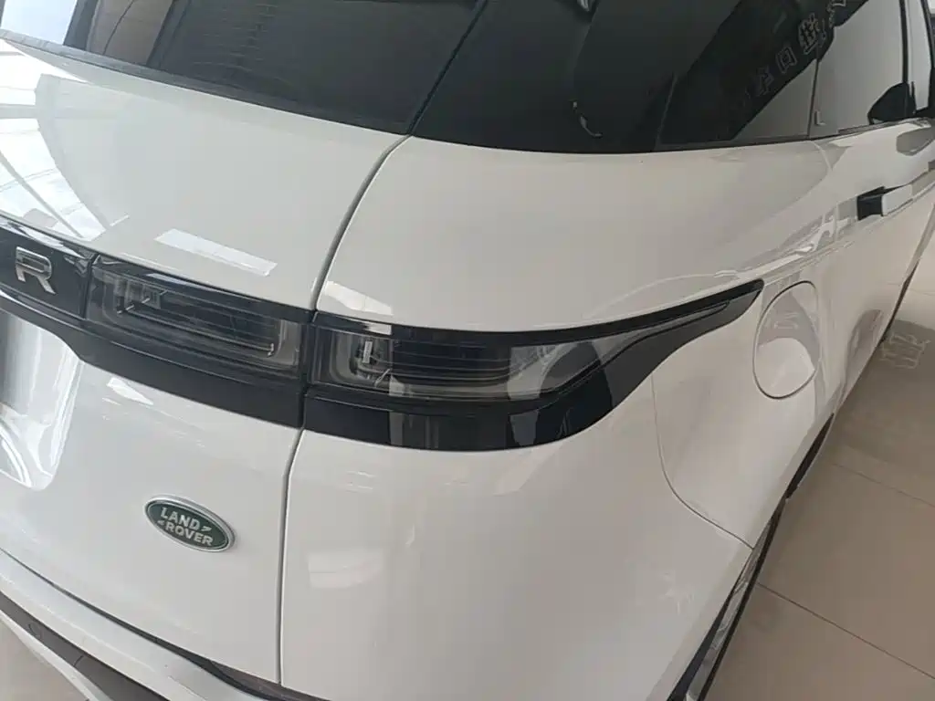 Land Rover Range Rover Evoque 2022 — фото 8