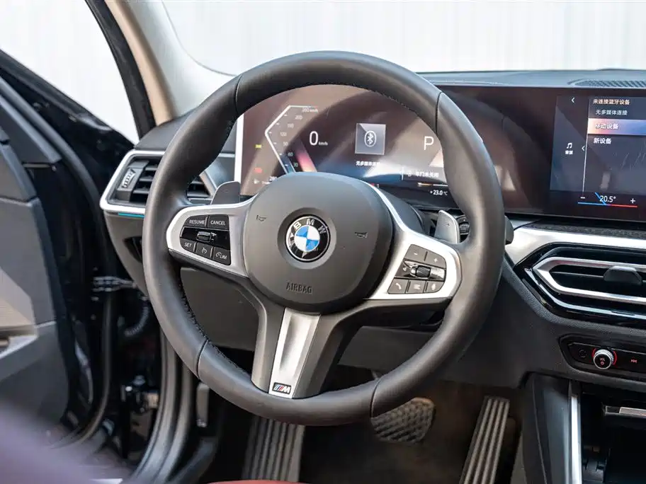 BMW 3 Series 2024 — фото 15