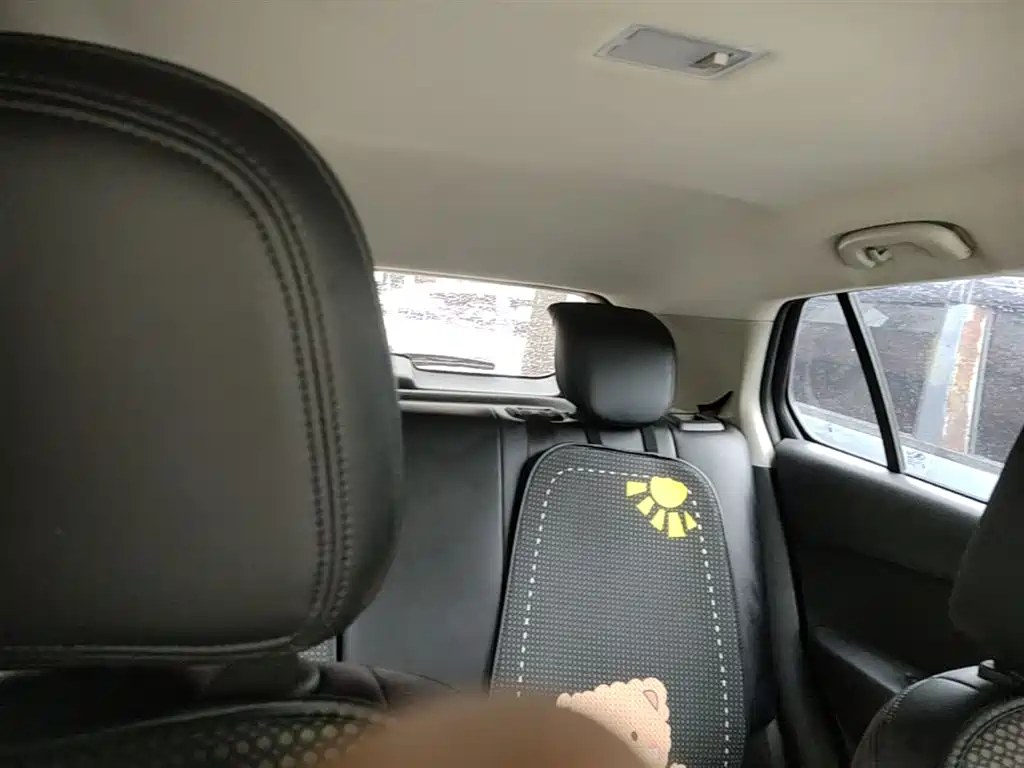 Chevrolet Trax 2015 — фото 18