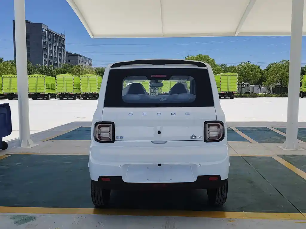 Geely Galaxy Panda 2025