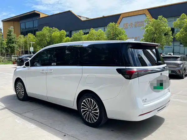Buick GL8 New Energy 2025